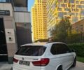Белый БМВ Х5, объемом двигателя 2.98 л и пробегом 96 тыс. км за 31500 $, фото 2 на Automoto.ua