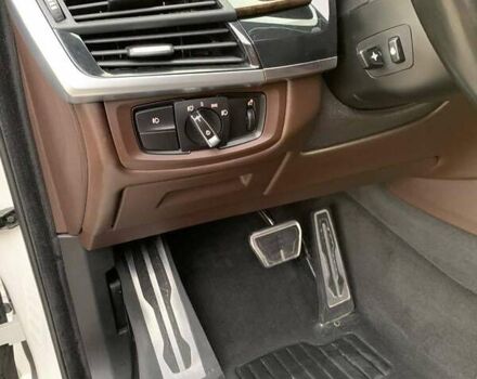 Белый БМВ Х5, объемом двигателя 3 л и пробегом 138 тыс. км за 39800 $, фото 1 на Automoto.ua