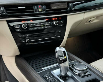 Білий БМВ Х5, об'ємом двигуна 2 л та пробігом 162 тис. км за 27900 $, фото 33 на Automoto.ua