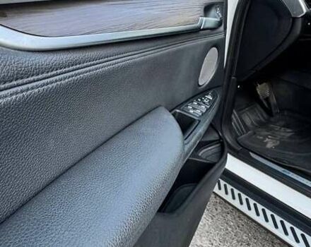 Белый БМВ Х5, объемом двигателя 2 л и пробегом 206 тыс. км за 26999 $, фото 43 на Automoto.ua