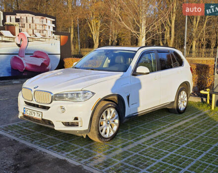Белый БМВ Х5, объемом двигателя 2 л и пробегом 175 тыс. км за 25200 $, фото 3 на Automoto.ua