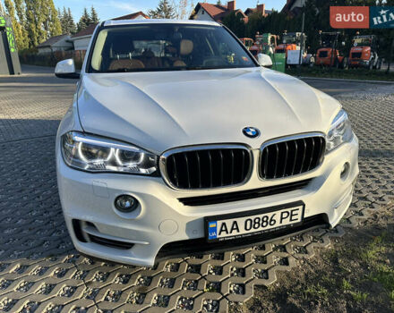 Белый БМВ Х5, объемом двигателя 2 л и пробегом 94 тыс. км за 34900 $, фото 1 на Automoto.ua