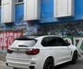 Белый БМВ Х5, объемом двигателя 3 л и пробегом 180 тыс. км за 25000 $, фото 5 на Automoto.ua