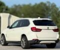 Белый БМВ Х5, объемом двигателя 3 л и пробегом 73 тыс. км за 6800 $, фото 4 на Automoto.ua