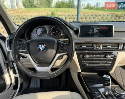 Білий БМВ Х5, об'ємом двигуна 2.98 л та пробігом 102 тис. км за 26500 $, фото 67 на Automoto.ua