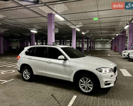 Белый БМВ Х5, объемом двигателя 2 л и пробегом 133 тыс. км за 37000 $, фото 2 на Automoto.ua