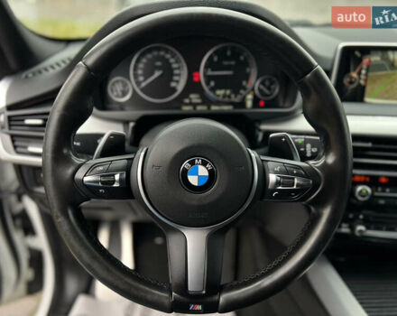 Білий БМВ Х5, об'ємом двигуна 2 л та пробігом 166 тис. км за 28000 $, фото 11 на Automoto.ua