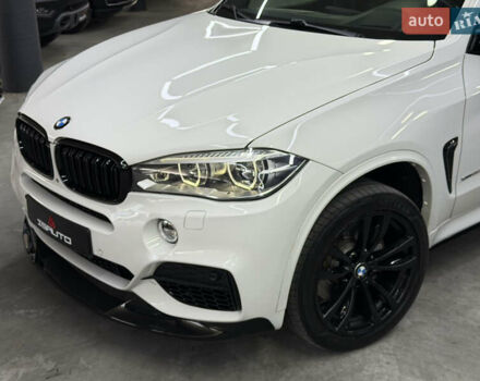Білий БМВ Х5, об'ємом двигуна 4.39 л та пробігом 147 тис. км за 32900 $, фото 7 на Automoto.ua