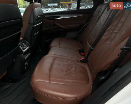 Белый БМВ Х5, объемом двигателя 2.99 л и пробегом 127 тыс. км за 24000 $, фото 5 на Automoto.ua