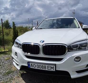 Белый БМВ Х5, объемом двигателя 2 л и пробегом 133 тыс. км за 28500 $, фото 9 на Automoto.ua