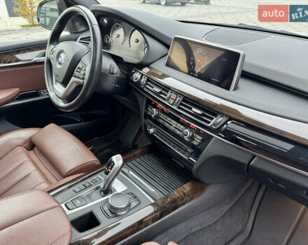 Белый БМВ Х5, объемом двигателя 2.98 л и пробегом 130 тыс. км за 28700 $, фото 23 на Automoto.ua