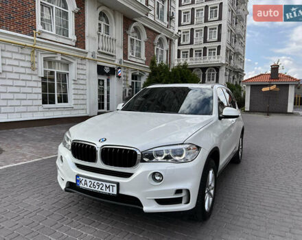 Белый БМВ Х5, объемом двигателя 2 л и пробегом 133 тыс. км за 37000 $, фото 8 на Automoto.ua