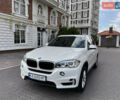 Белый БМВ Х5, объемом двигателя 2 л и пробегом 133 тыс. км за 37000 $, фото 8 на Automoto.ua