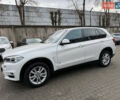 Белый БМВ Х5, объемом двигателя 2 л и пробегом 170 тыс. км за 21900 $, фото 13 на Automoto.ua