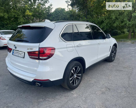 Білий БМВ Х5, об'ємом двигуна 2 л та пробігом 158 тис. км за 26000 $, фото 3 на Automoto.ua