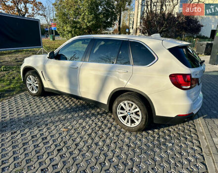 Белый БМВ Х5, объемом двигателя 2 л и пробегом 94 тыс. км за 34900 $, фото 4 на Automoto.ua