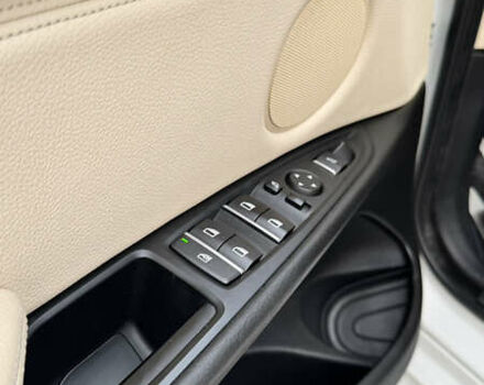 Білий БМВ Х5, об'ємом двигуна 2 л та пробігом 162 тис. км за 27900 $, фото 27 на Automoto.ua