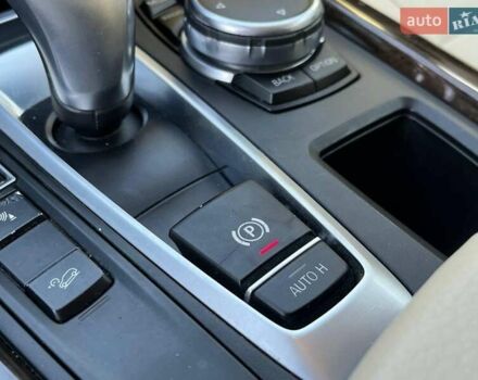 Белый БМВ Х5, объемом двигателя 3 л и пробегом 163 тыс. км за 22690 $, фото 46 на Automoto.ua