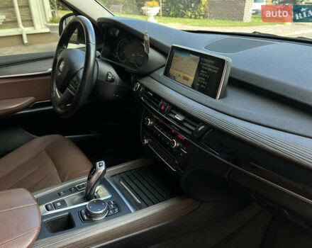 Белый БМВ Х5, объемом двигателя 2 л и пробегом 133 тыс. км за 37000 $, фото 36 на Automoto.ua