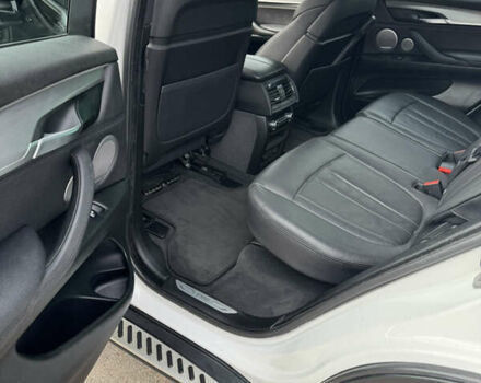 Белый БМВ Х5, объемом двигателя 2.99 л и пробегом 234 тыс. км за 33200 $, фото 9 на Automoto.ua