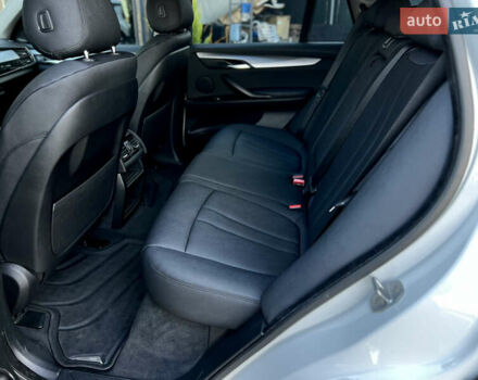 Белый БМВ Х5, объемом двигателя 2 л и пробегом 106 тыс. км за 27900 $, фото 7 на Automoto.ua