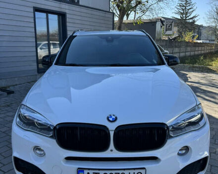 Белый БМВ Х5, объемом двигателя 4.4 л и пробегом 170 тыс. км за 26000 $, фото 1 на Automoto.ua