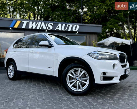 Белый БМВ Х5, объемом двигателя 2 л и пробегом 106 тыс. км за 27900 $, фото 15 на Automoto.ua