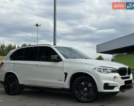 Білий БМВ Х5, об'ємом двигуна 2.98 л та пробігом 102 тис. км за 26500 $, фото 18 на Automoto.ua