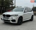 Белый БМВ Х5, объемом двигателя 3 л и пробегом 219 тыс. км за 28900 $, фото 1 на Automoto.ua