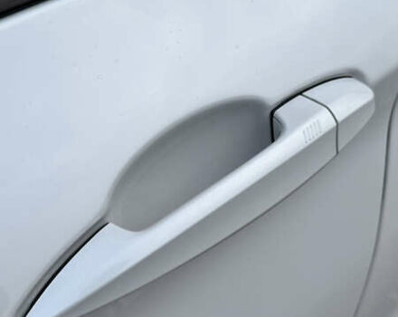 Білий БМВ Х5, об'ємом двигуна 2 л та пробігом 162 тис. км за 27900 $, фото 16 на Automoto.ua