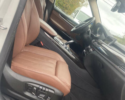 Белый БМВ Х5, объемом двигателя 2 л и пробегом 119 тыс. км за 28900 $, фото 16 на Automoto.ua