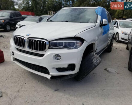 Белый БМВ Х5, объемом двигателя 3 л и пробегом 210 тыс. км за 27000 $, фото 5 на Automoto.ua
