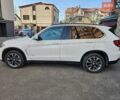 Білий БМВ Х5, об'ємом двигуна 2 л та пробігом 173 тис. км за 27200 $, фото 5 на Automoto.ua