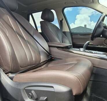 Белый БМВ Х5, объемом двигателя 2 л и пробегом 133 тыс. км за 28500 $, фото 20 на Automoto.ua