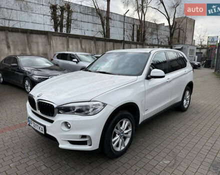 Белый БМВ Х5, объемом двигателя 2 л и пробегом 170 тыс. км за 21900 $, фото 12 на Automoto.ua
