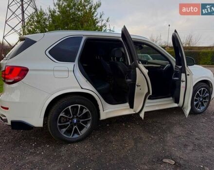 Белый БМВ Х5, объемом двигателя 2.98 л и пробегом 190 тыс. км за 28000 $, фото 11 на Automoto.ua