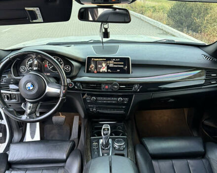 Белый БМВ Х5, объемом двигателя 2.98 л и пробегом 205 тыс. км за 27000 $, фото 10 на Automoto.ua