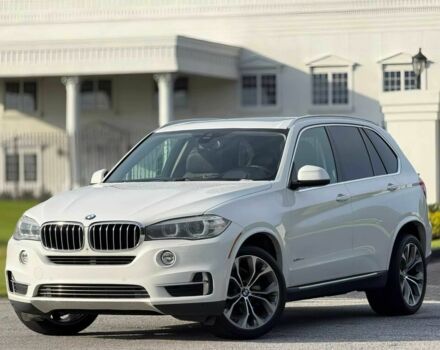 Белый БМВ Х5, объемом двигателя 3 л и пробегом 73 тыс. км за 6800 $, фото 2 на Automoto.ua