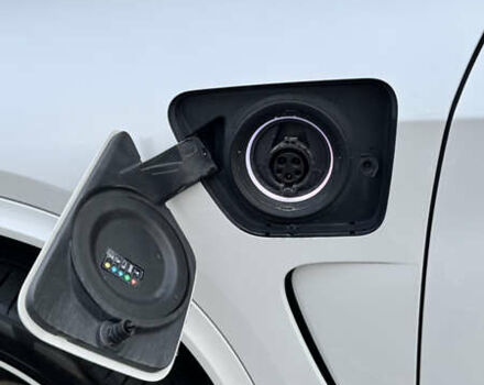 Білий БМВ Х5, об'ємом двигуна 2 л та пробігом 162 тис. км за 27900 $, фото 20 на Automoto.ua