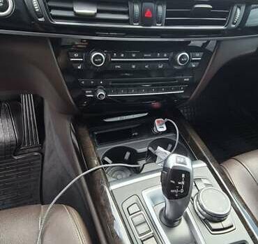 Белый БМВ Х5, объемом двигателя 2 л и пробегом 133 тыс. км за 28500 $, фото 26 на Automoto.ua