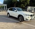 Белый БМВ Х5, объемом двигателя 2 л и пробегом 83 тыс. км за 29900 $, фото 1 на Automoto.ua
