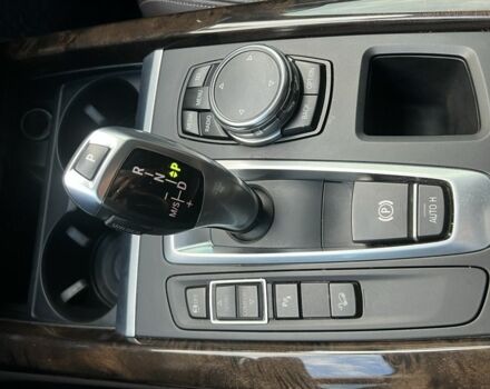 Белый БМВ Х5, объемом двигателя 3 л и пробегом 175 тыс. км за 22600 $, фото 5 на Automoto.ua