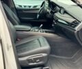 Білий БМВ Х5, об'ємом двигуна 2 л та пробігом 95 тис. км за 29990 $, фото 26 на Automoto.ua