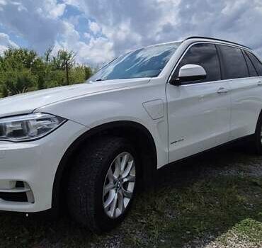 Белый БМВ Х5, объемом двигателя 2 л и пробегом 133 тыс. км за 28500 $, фото 11 на Automoto.ua