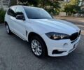 Белый БМВ Х5, объемом двигателя 2 л и пробегом 206 тыс. км за 26999 $, фото 3 на Automoto.ua