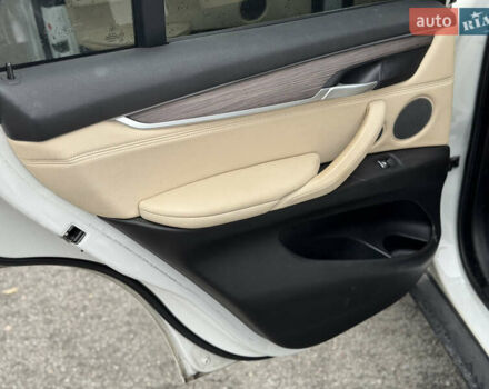 Белый БМВ Х5, объемом двигателя 2 л и пробегом 187 тыс. км за 19999 $, фото 14 на Automoto.ua