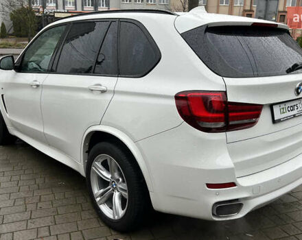 Білий БМВ Х5, об'ємом двигуна 2 л та пробігом 166 тис. км за 28000 $, фото 4 на Automoto.ua