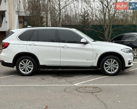 Білий БМВ Х5, об'ємом двигуна 2 л та пробігом 130 тис. км за 29500 $, фото 10 на Automoto.ua