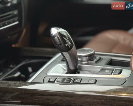 Білий БМВ Х5, об'ємом двигуна 2 л та пробігом 130 тис. км за 29500 $, фото 26 на Automoto.ua