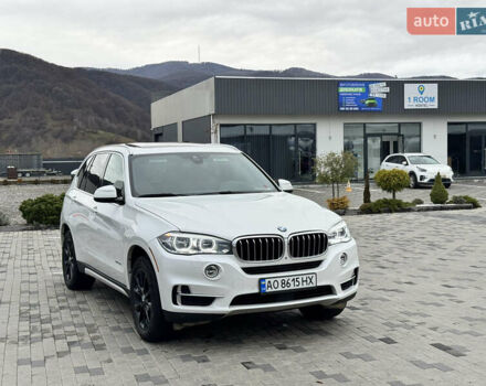 Белый БМВ Х5, объемом двигателя 2.98 л и пробегом 130 тыс. км за 28700 $, фото 2 на Automoto.ua